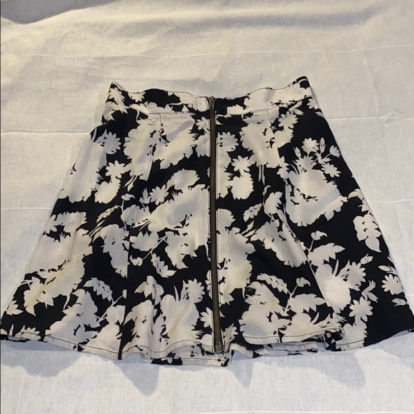 Urban Outfitters Floral Skirt - Picture 1 of 3